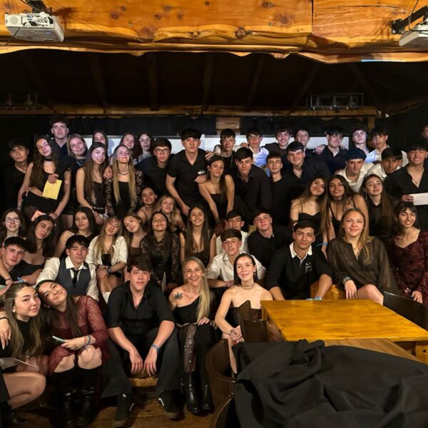 1759586645-0azy-ea8760a5-0fe4-473e-bf38-ca76fd26df5a